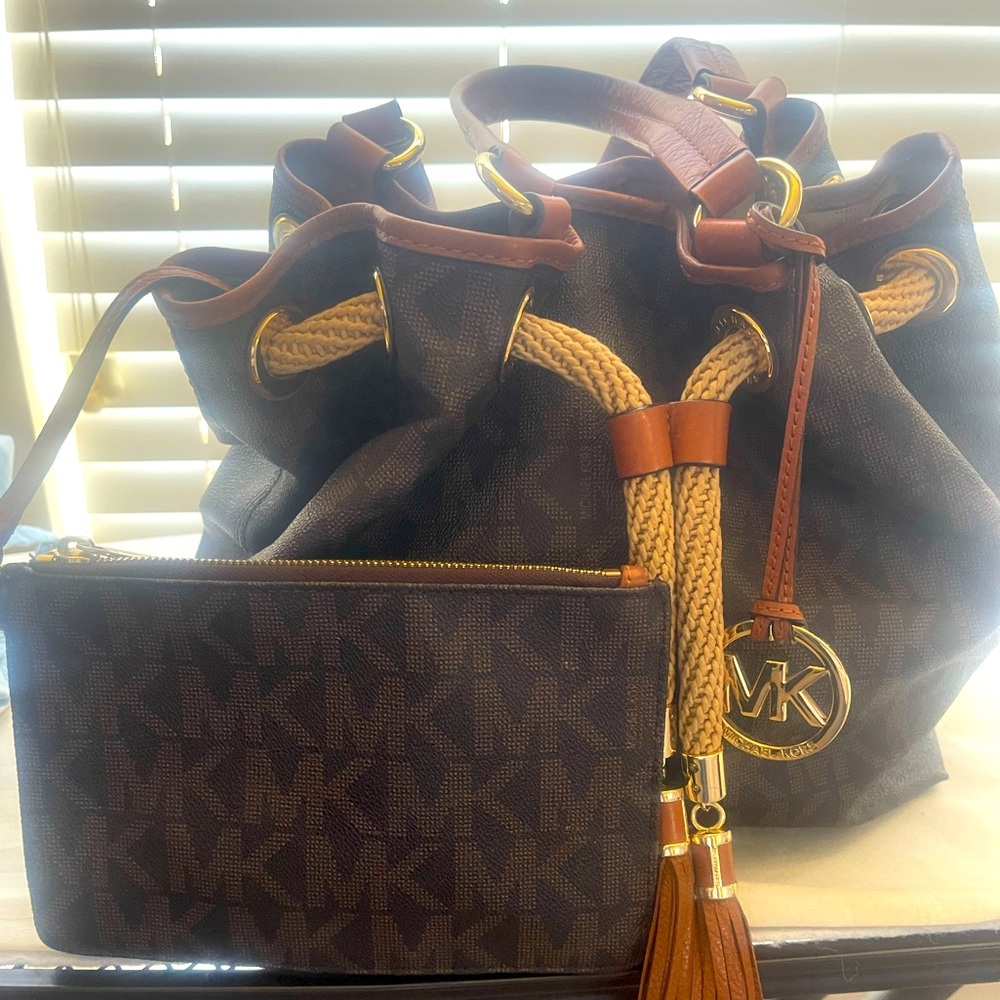 Michael Kors bag. Good condition